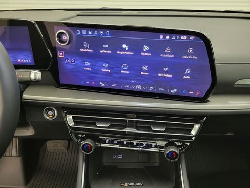 New 2026 Chevrolet Traverse LT w/ Sun and Wheel Package image 36