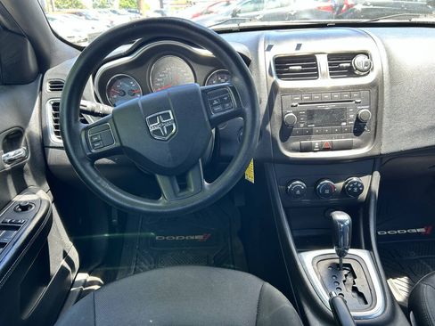 Used 2013 Dodge Avenger SE FWD image 7