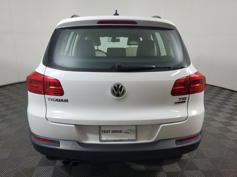 Used 2017 Volkswagen Tiguan S AWD/4WD image 5