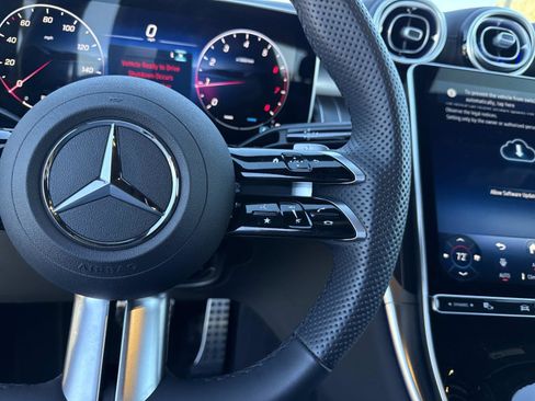 Used 2026 Mercedes-Benz GLC 300 GLC 300 image 30