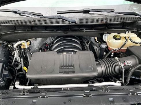 Used 2021 Chevrolet Tahoe LT AWD/4WD image 32