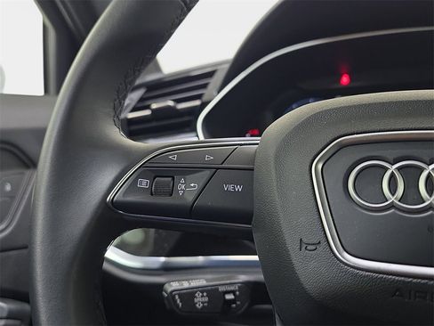 Certified 2025 Audi Q3 2.0T Premium w/ Convenience Package image 16