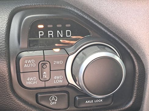 Used 2023 RAM 1500 Big Horn image 28