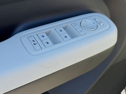 New 2026 Hyundai Santa Fe SE image 21