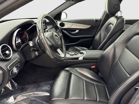 Used 2018 Mercedes-Benz C 300 Sedan image 17