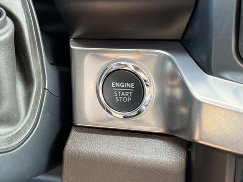 Used 2024 Ford F350 King Ranch AWD/4WD image 33