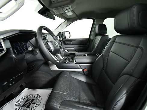 Used 2024 Toyota Tundra SR5 w/ SR5 Premium Package image 5