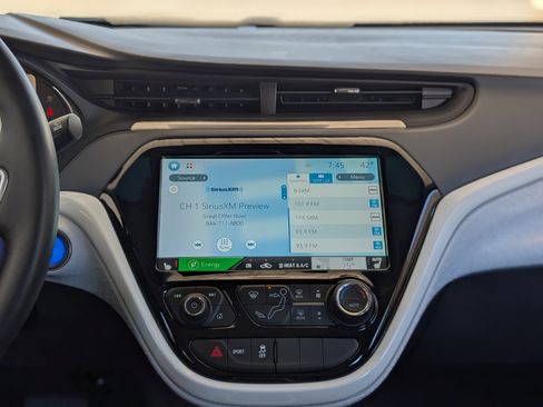 Used 2017 Chevrolet Bolt Premier w/ Driver Confidence II Package image 25