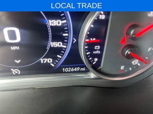 Used 2023 Chevrolet Traverse Premier AWD/4WD image 24