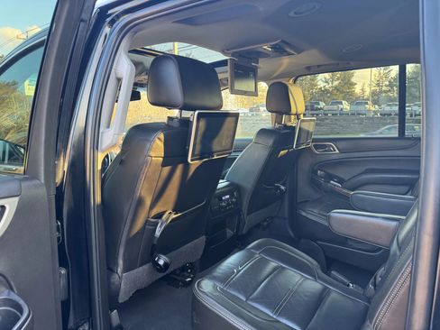 Used 2019 GMC Yukon XL Denali w/ Denali Ultimate Package image 17