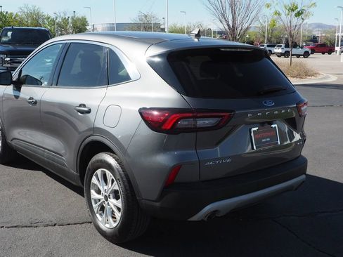 Used 2024 Ford Escape Active AWD/4WD image 5