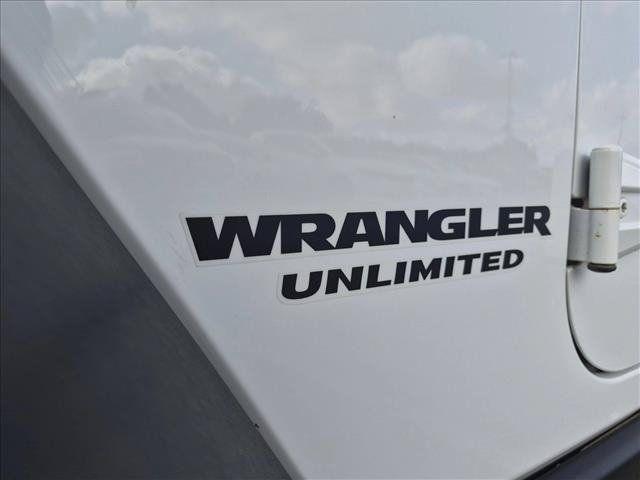 Used 2016 Jeep Wrangler Unlimited Sport AWD/4WD image 11