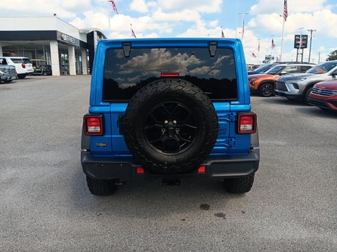 Used 2024 Jeep Wrangler Unlimited Sport AWD/4WD image 5