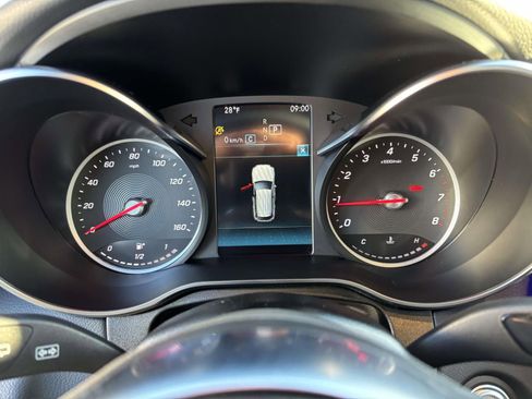 Used 2022 Mercedes-Benz GLC 300 4MATIC image 18