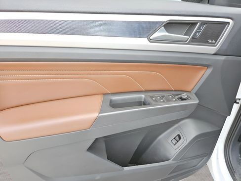 Used 2023 Volkswagen Atlas SEL Premium image 20