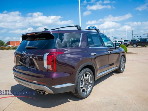 Used 2023 Hyundai Palisade Limited FWD image 7