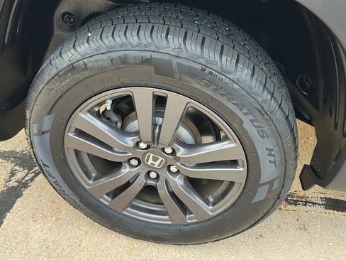 Used 2019 Honda Ridgeline Sport image 7