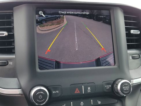 Used 2021 RAM 2500 Big Horn w/ Night Edition image 17