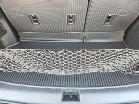 New 2026 GMC Acadia Denali Ultimate w/ LPO, Floor Liner Package image 38