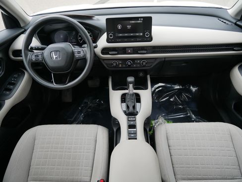 Certified 2024 Honda HR-V LX image 10