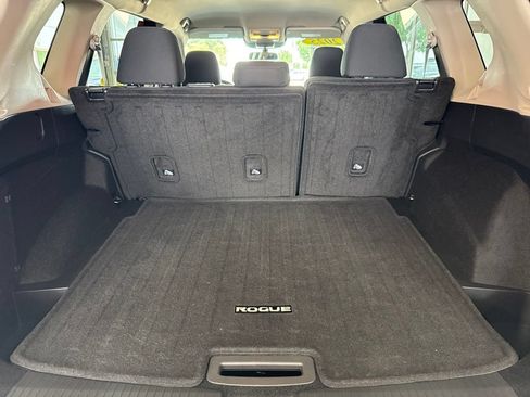 Certified 2025 Nissan Rogue S FWD image 23