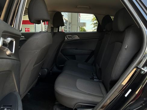 Used 2026 Kia Sportage LX FWD image 11