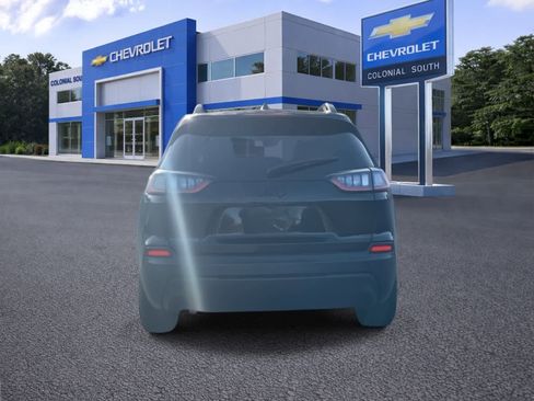 Used 2023 Jeep Cherokee Altitude Lux image 5