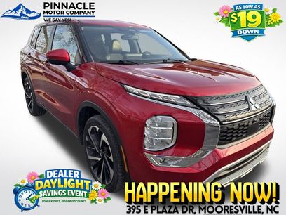 Used 2024 Mitsubishi Outlander SE