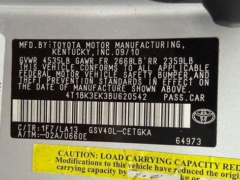 Used 2011 Toyota Camry XLE w/ SE/XLE Extra-Value Pkg image 15