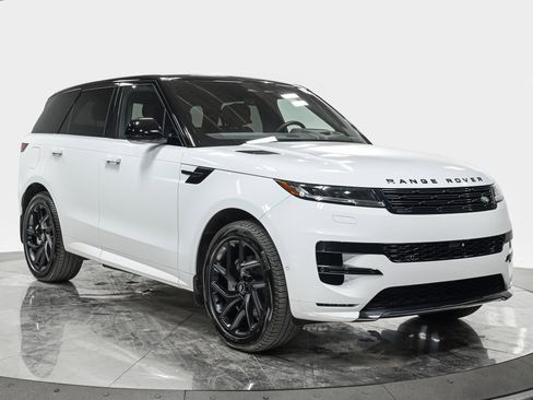 Used 2025 Land Rover Range Rover Sport Dynamic SE AWD/4WD image 9