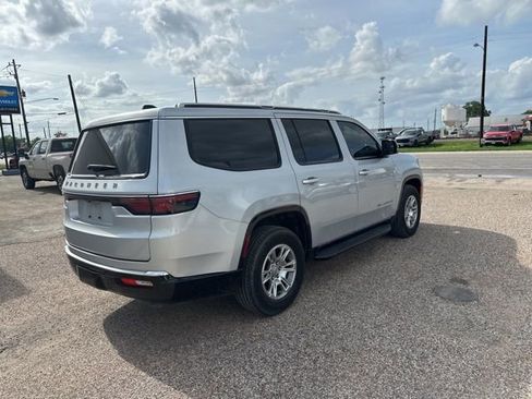 Used 2024 Jeep Wagoneer 2WD w/ Convenience Group I image 6