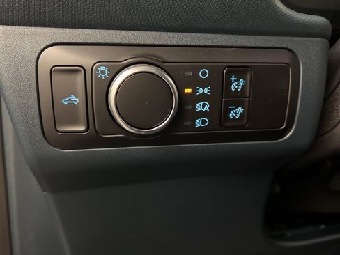 New 2025 Ford Maverick XLT w/ XLT Luxury Package image 22