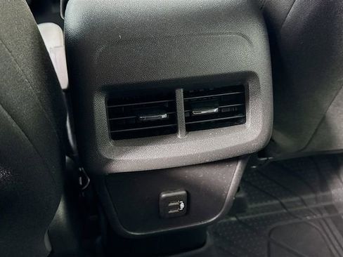 Used 2024 Chevrolet Equinox LS w/ LS Convenience Package FWD image 24