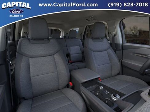 New 2026 Ford Explorer Active RWD image 10