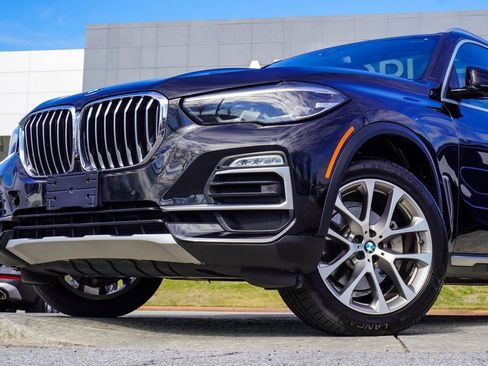 Used 2021 BMW X5 xDrive40i w/ Premium Package 2 image 2