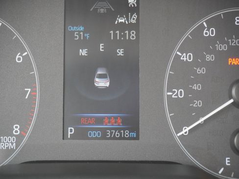 Used 2024 Toyota Corolla LE image 21