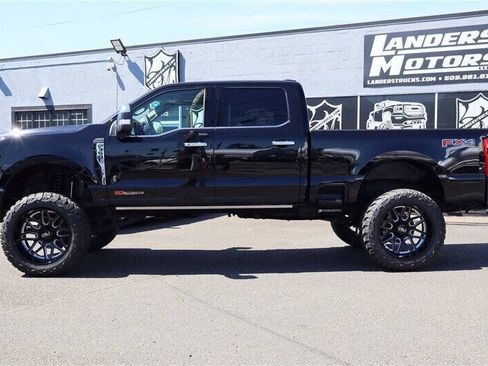 Used 2025 Ford F350 Platinum w/ Platinum Plus Package AWD/4WD image 2