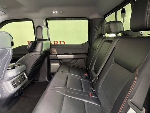 Used 2024 Ford F350 Lariat w/ Lariat Ultimate Package AWD/4WD image 13