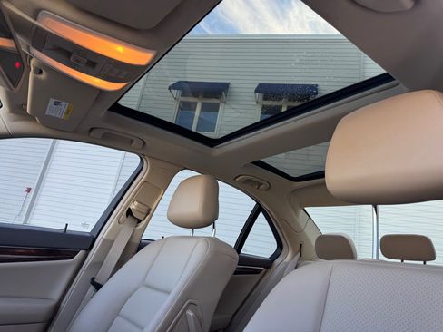 Used 2013 Mercedes-Benz C 250 Sedan image 13