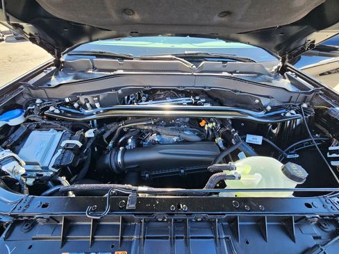 New 2026 Ford Explorer ST-Line w/ ST-Line Street Pack AWD/4WD image 35