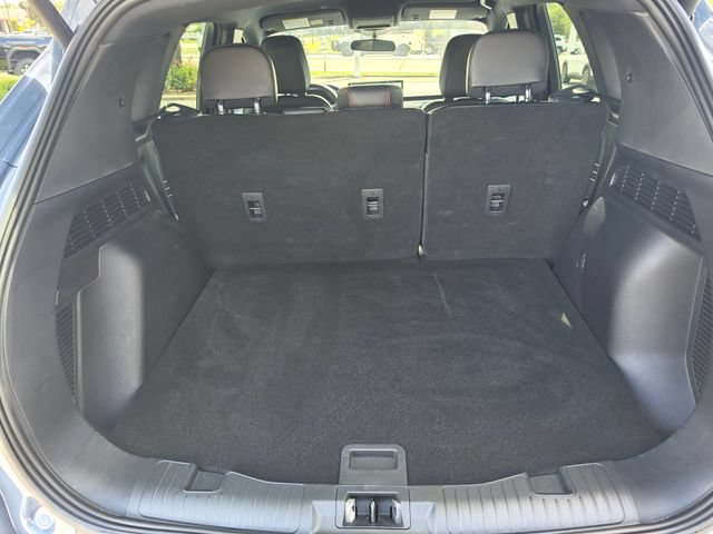 Used 2025 Ford Escape ST-Line w/ Tech Pack #1 FWD image 28