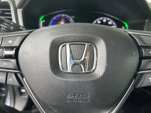 Used 2019 Honda Insight EX image 17