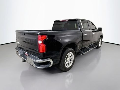 Used 2020 Chevrolet Silverado 1500 LTZ w/ LTZ Plus Package AWD/4WD image 7