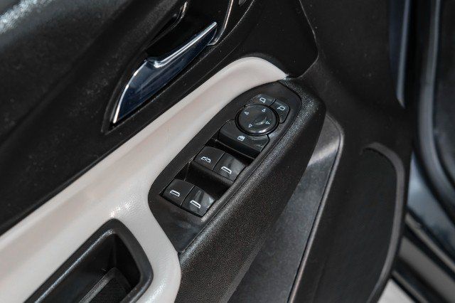 Used 2021 Chevrolet Equinox LS w/ LS Convenience Package FWD image 40