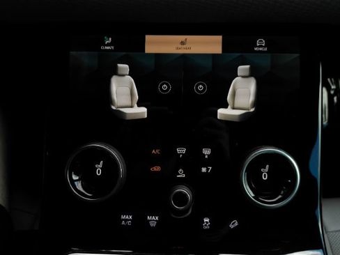 Used 2023 Land Rover Range Rover Evoque S AWD/4WD image 46