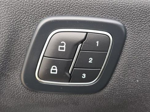 Certified 2025 Ford Escape SE w/ PHEV Premium Package FWD image 14