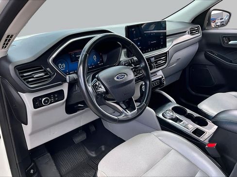 Used 2023 Ford Escape Platinum AWD/4WD image 17