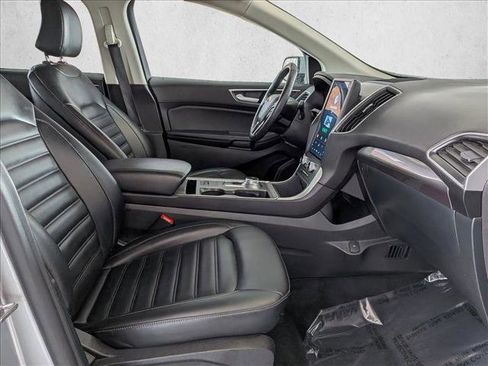 Used 2024 Ford Edge SEL image 18