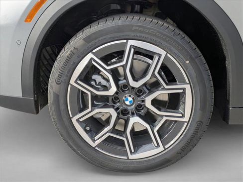 New 2026 BMW X2 xDrive28i image 10