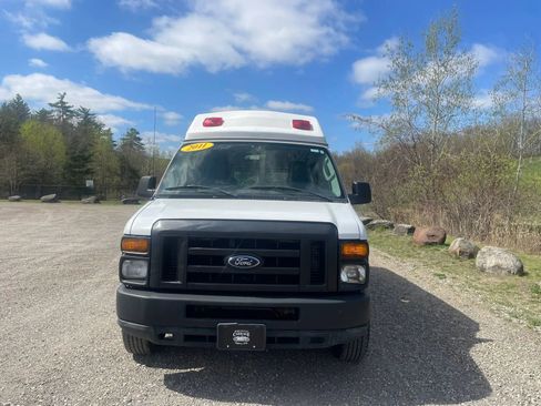 Used 2011 Ford E-250 and Econoline 250 Extended w/ PWR Group RWD image 4